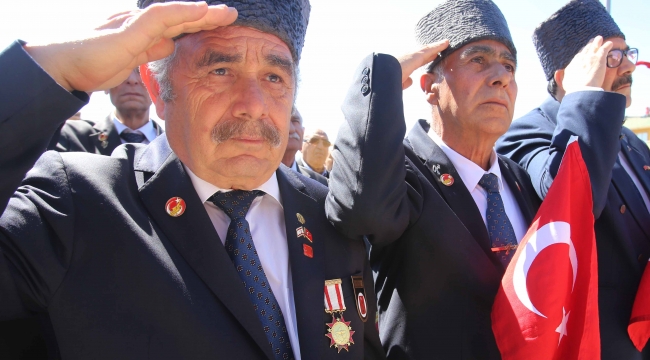 Çanakkale Şehitleri, Karabağlar'da da anıldı