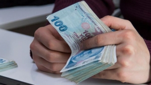 Emekliye kazançlı yaz: Hem zam hem de ikramiye