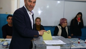 Tunç Soyer oyunu kulandı