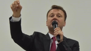 Başkan Aksoy:KAZANIRLARSA CEBİMDEN 5 BİN TL VERECEĞİM