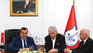 Batur’a EBSO’dan tebrik ziyareti