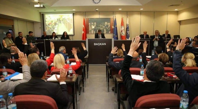 Karşıyaka'da ilk meclis