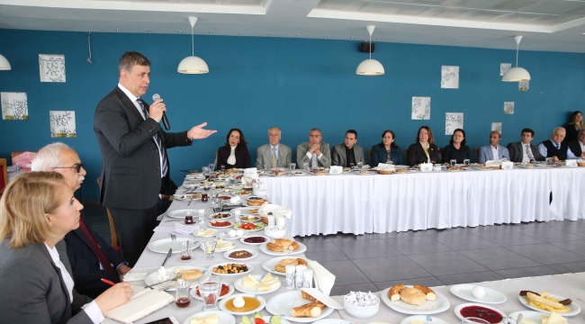 Karşıyakalılara ‘eşit hizmet’ sözü