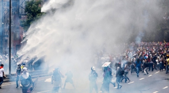 Venezuela'da darbe girişimi