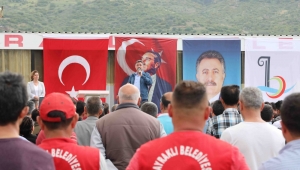 BAŞKAN SANDAL, EMEKÇİLERLE 1 MAYIS'I KUTLADI