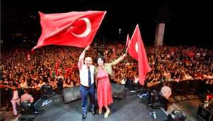 İyi ki İzmirliyiz