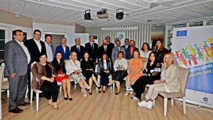 İZMİR’DE YUVARLAK MASA TOPLANTISI