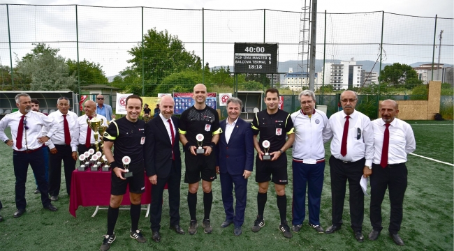 Masterlerin kupası Başkan İduğ'dan