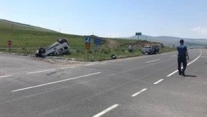 Ardahan'da trafik kazası: 1 ölü, 4 yaralı