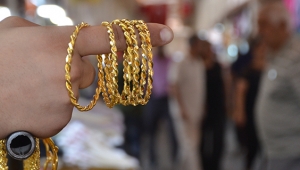  90 liraya altın kemer,40 liraya Maraş burma bilezik