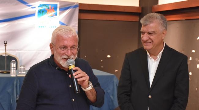 Başkan Engin derneklerle buluştu, Onur Akın sürpriz yaptı!