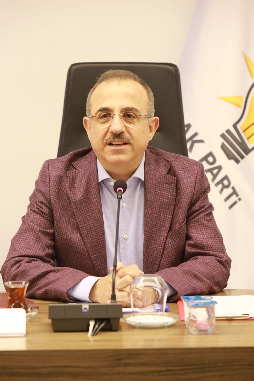 AK Parti İzmir İl Başkanı Kerem Ali Sürekli Bayram mesajı