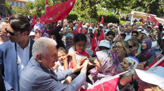 BİNALİ YILDIRIM BAYINDIR’A MÜJDELERLE GELDİ