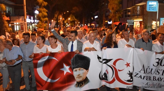 Dikili’de Zafer Bayramı Festivalle Taçlandı