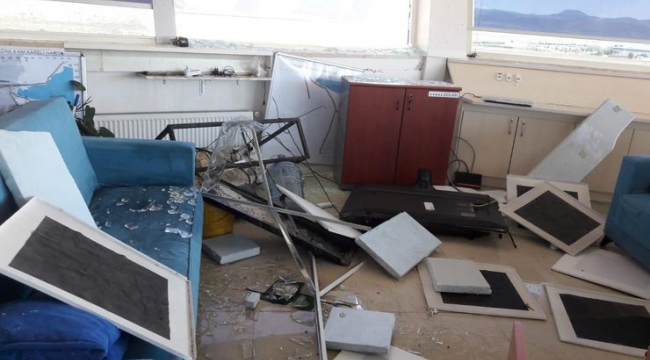 Ege’de 4 saatte 56 deprem oldu: 'Maymun Dağı fayı harekete geçti'