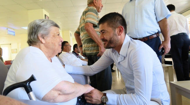 FOÇA PROTOKOLÜ, ARİFE GÜNÜ BAYRAMLAŞTI