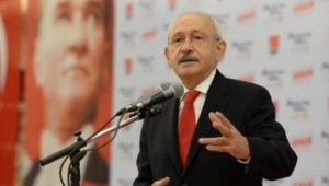 Kılıçdaroğlu: Sendikanın genel başkanı işçinin alın terini pazarlıyor