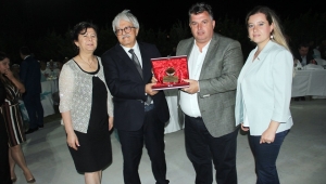  KINIK KAYMAKAMI VEDA ETTİ