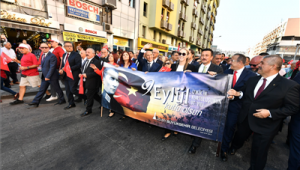 9 Eylül coşkusu başladı