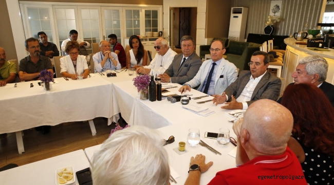 BATUR, HEDEF GÖSTERDİ: Önceliğimiz kentsel dönüşüm ve tarih