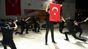  Çiğli’de Barış Türküleri Söylendi