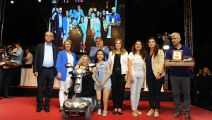 Eğitime en güzel teşvik Balçova’da Balçova'nın Gurur Gecesi