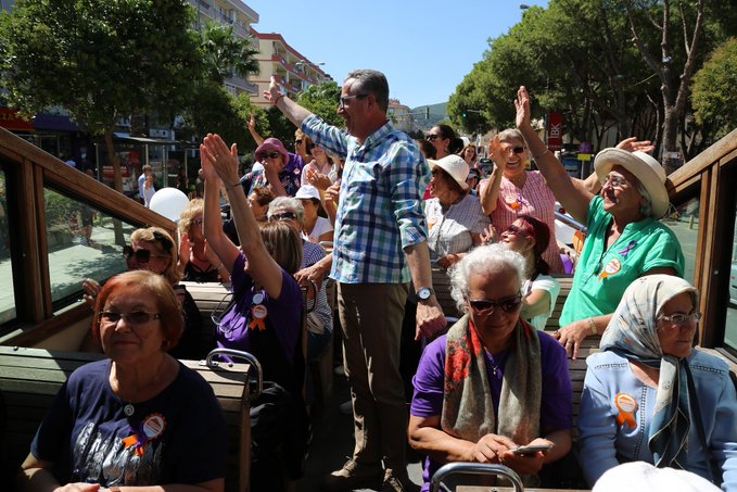 Gaziemir’de fark yaratan Alzheimer etkinliği