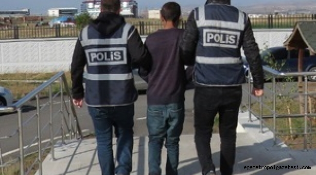  İki ayrı işyerinde meydana gelen hırsızlık olayının zanlısı yakalandı.