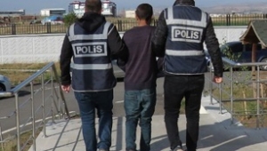  İki ayrı işyerinde meydana gelen hırsızlık olayının zanlısı yakalandı.