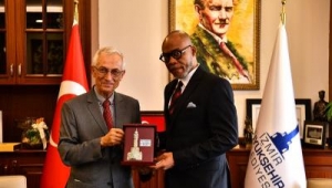 İzmir Büyükşehir'e Afrika’dan ziyaret