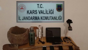 Laptop ve kepçeyle define arayan 7 kişi suçüstü yakalandı