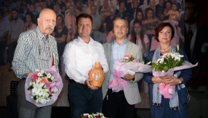 Menemen Güldal Mumcu ve Ali Sirmen’i ağırladı