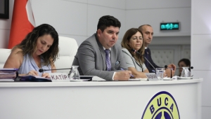 Buca Meclisi cezaevi için tek yürek 