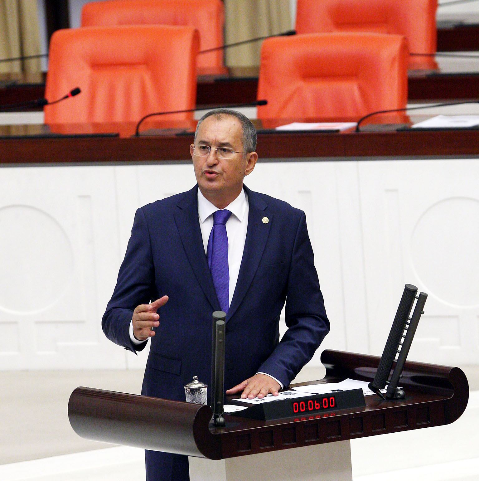CHP’li Sertel TRT’nin skandal teklifini Meclis’e taşıdı