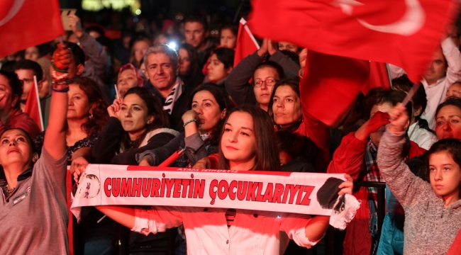 Gaziemir’de Cumhuriyet coşkusu
