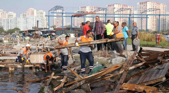 Karşıyaka’da ‘kaçak iskele’ operasyonu