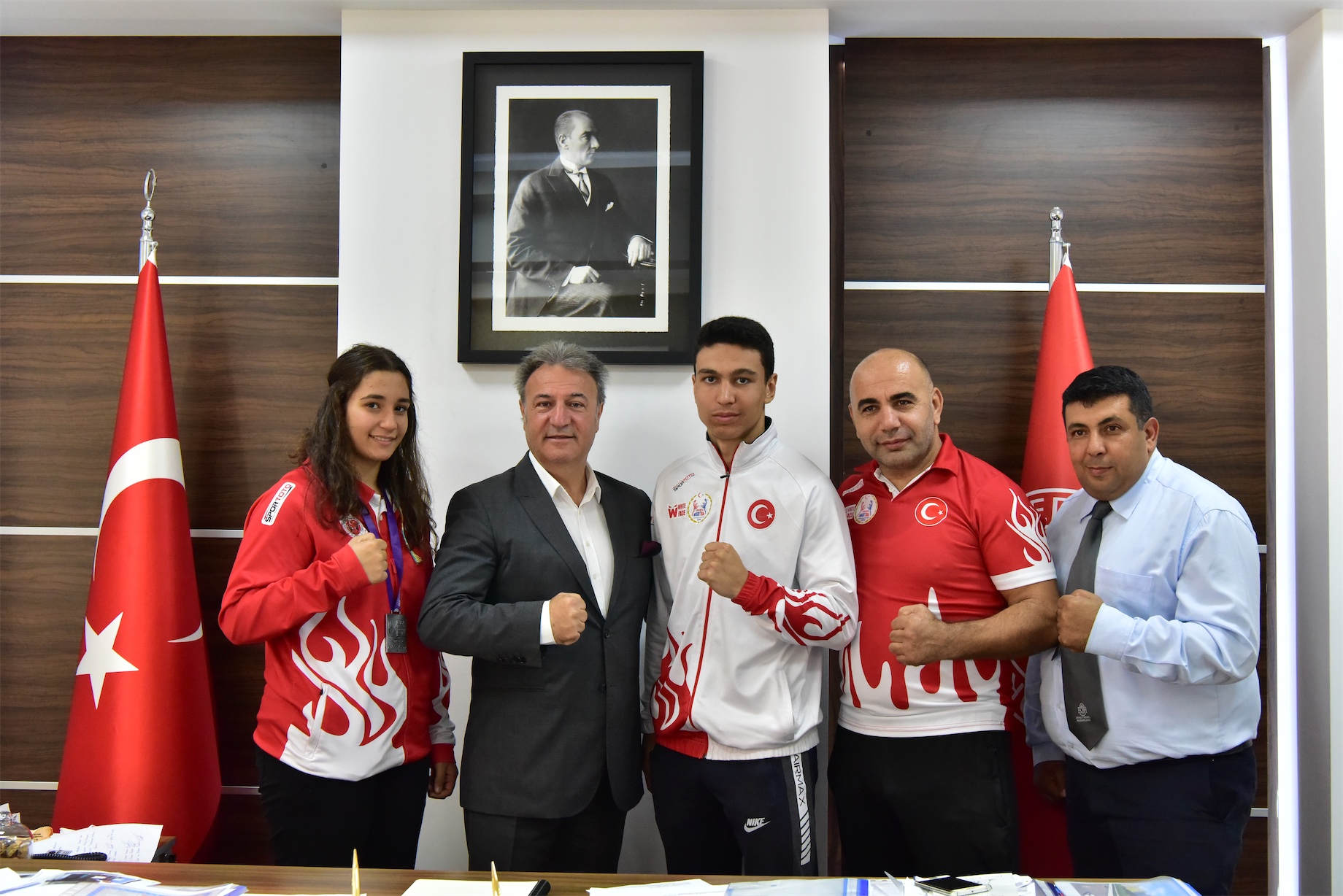 Başkan İduğ’dan şampiyonlara tam destek