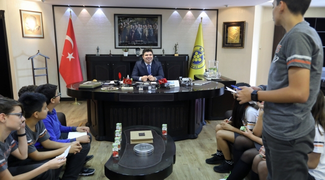 Başkan Kılıç’tan öğrencilere şampiyona öncesi kent brifingi 