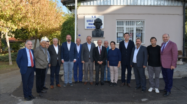 Tunç Soyer Çiğli mahallelerini gezdi