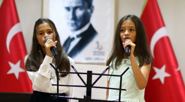 Bayraklılı çocuklardan renkli final