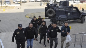 FETÖ’den 4 emniyet mensubu adliyede!