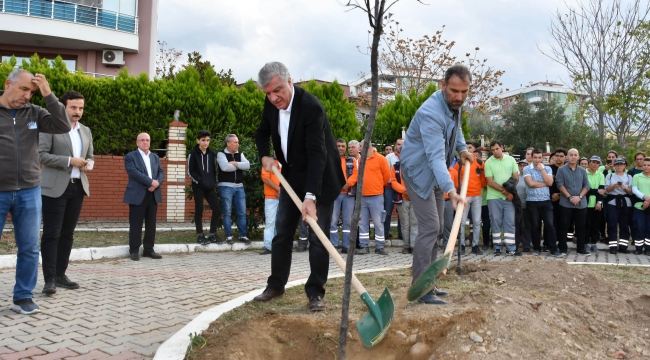Narlıdere'de 'işçiler için' 200 fidan
