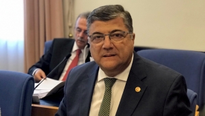Sındır, “hastanelerin şirket, hastaların müşteri olduğu bir sağlık sistemi inşa ettiler”