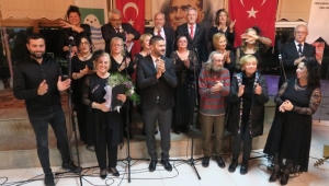 Yeni Foça'da Oratoryo Gösterisi