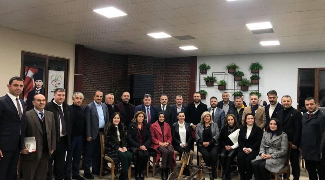 AK PARTİ İZMİR İL YÖNETİM KURULU TOPLANTISI KINIK'TA YAPILDI