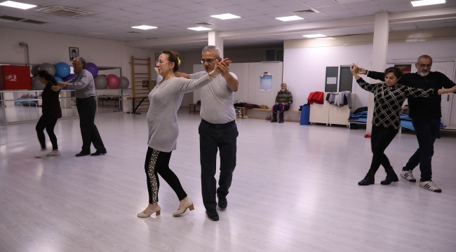 Bayraklı’da Latin rüzgarı
