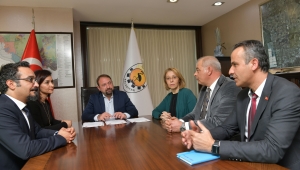 Çiğli'nin Banklarını ve Çöp Konteynırlarını Öğrenciler Üretecek
