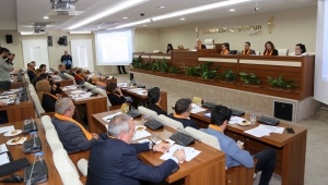 Karabağlar Belediye Meclisi’nden ‘turuncu’ tepki