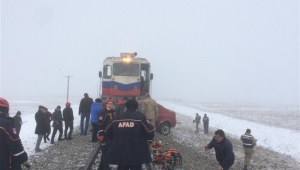 Kars'ta tren kazası: 3 ölü!