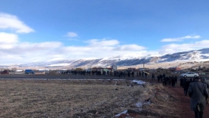 Ardahan'da Boğazı kesilmiş ve silahla vurulmuş erkek cesedi bulundu